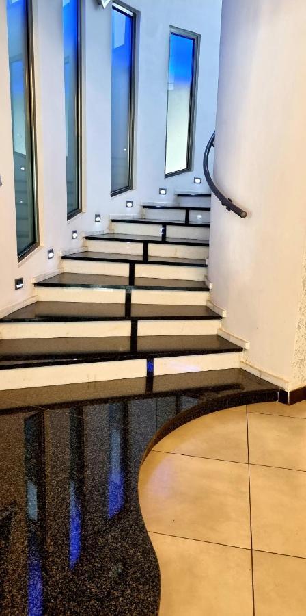 Hotel Insteia 폴라 외부 사진
