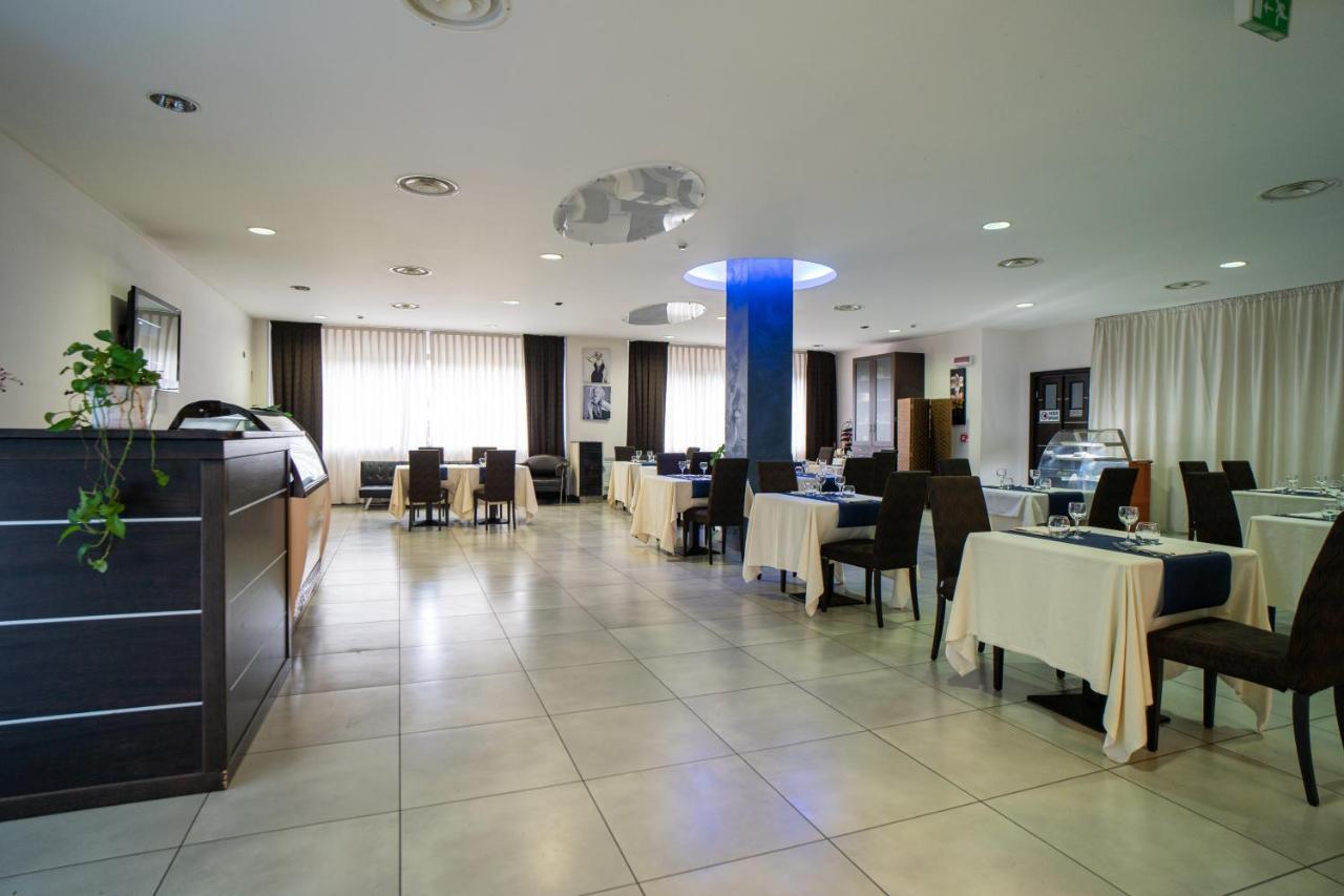 Hotel Insteia 폴라 외부 사진