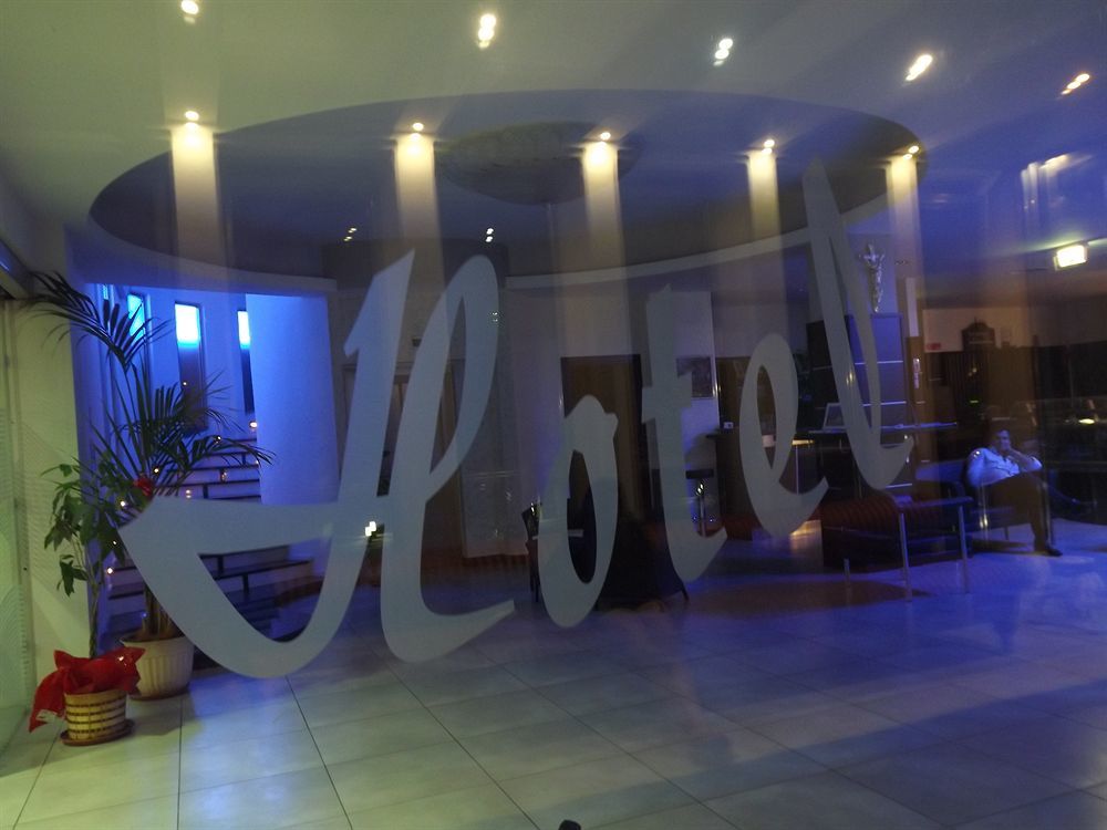 Hotel Insteia 폴라 외부 사진