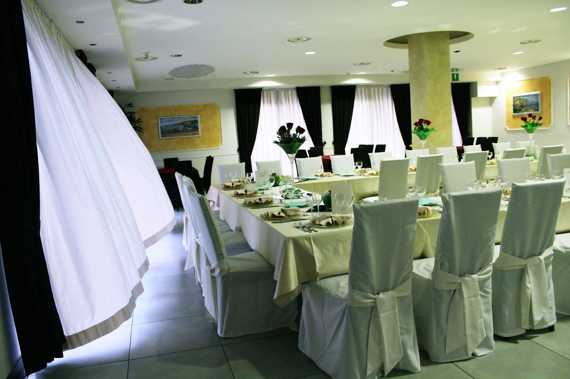 Hotel Insteia 폴라 외부 사진